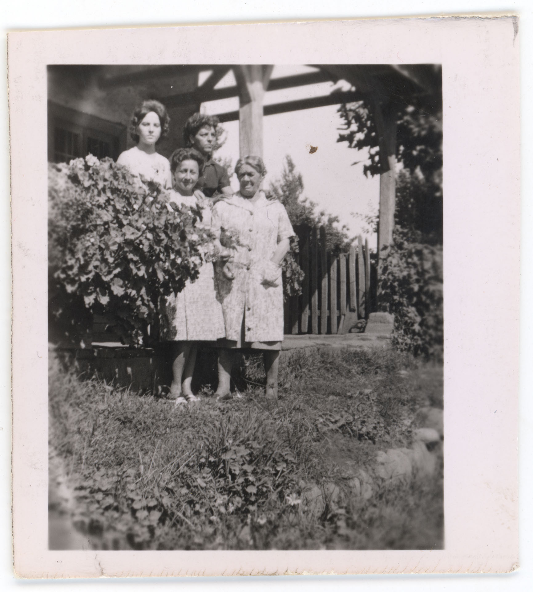 Retrato a mujeres de la familia Pedro Parra